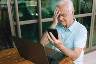 Sindnapi - Sindicato Nacional dos Aposentados, Pensionistas e Idosos alerta sobre como fortalecer a segurança digital dos aposentados diante do avanço dos golpes virtuais.