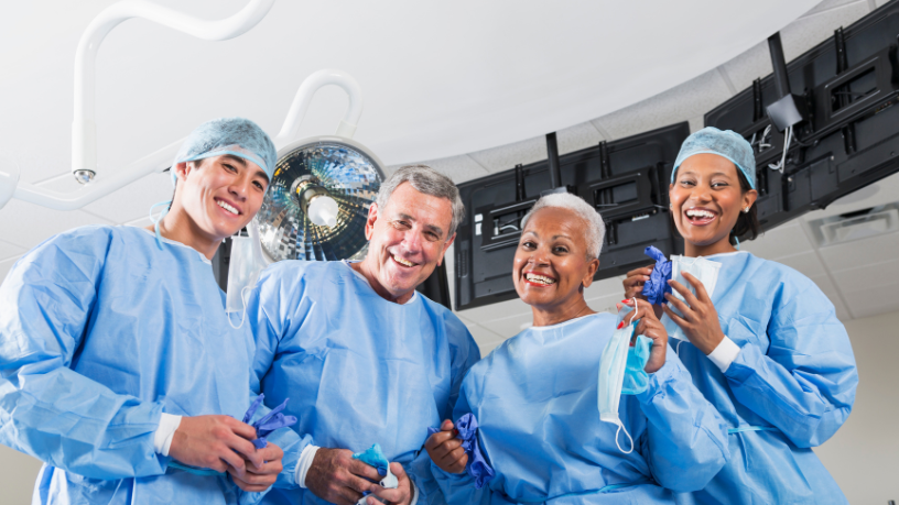 Dr. Haeckel Cabral explica como alinhar expectativas realistas no lifting de coxas.